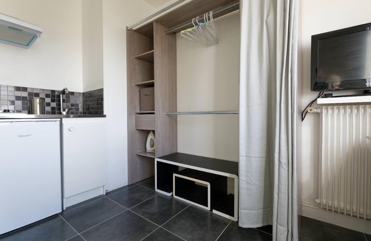 STUDIO A 300 METRES DE LA GARE et 25 MINUTES DE PARIS EN TRAIN Melun Extérieur photo